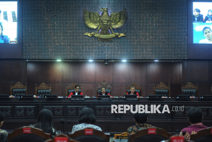 AA1FzgRM.jpg AA1FzgRM