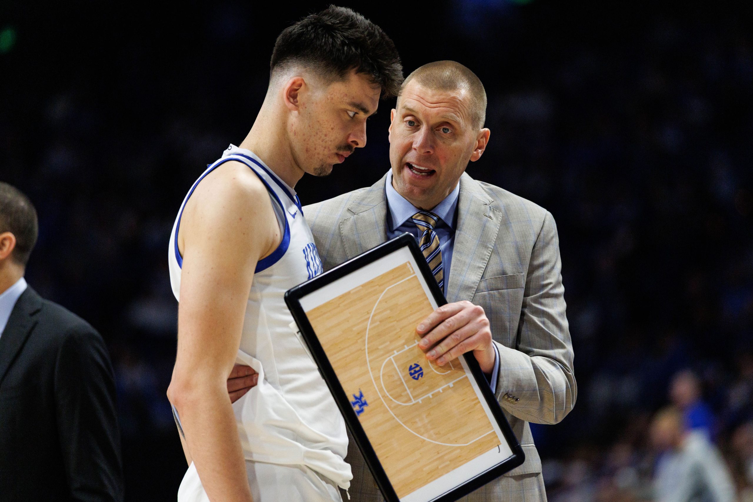 AA1RBwgB.jpg AA1RBwgB scaled