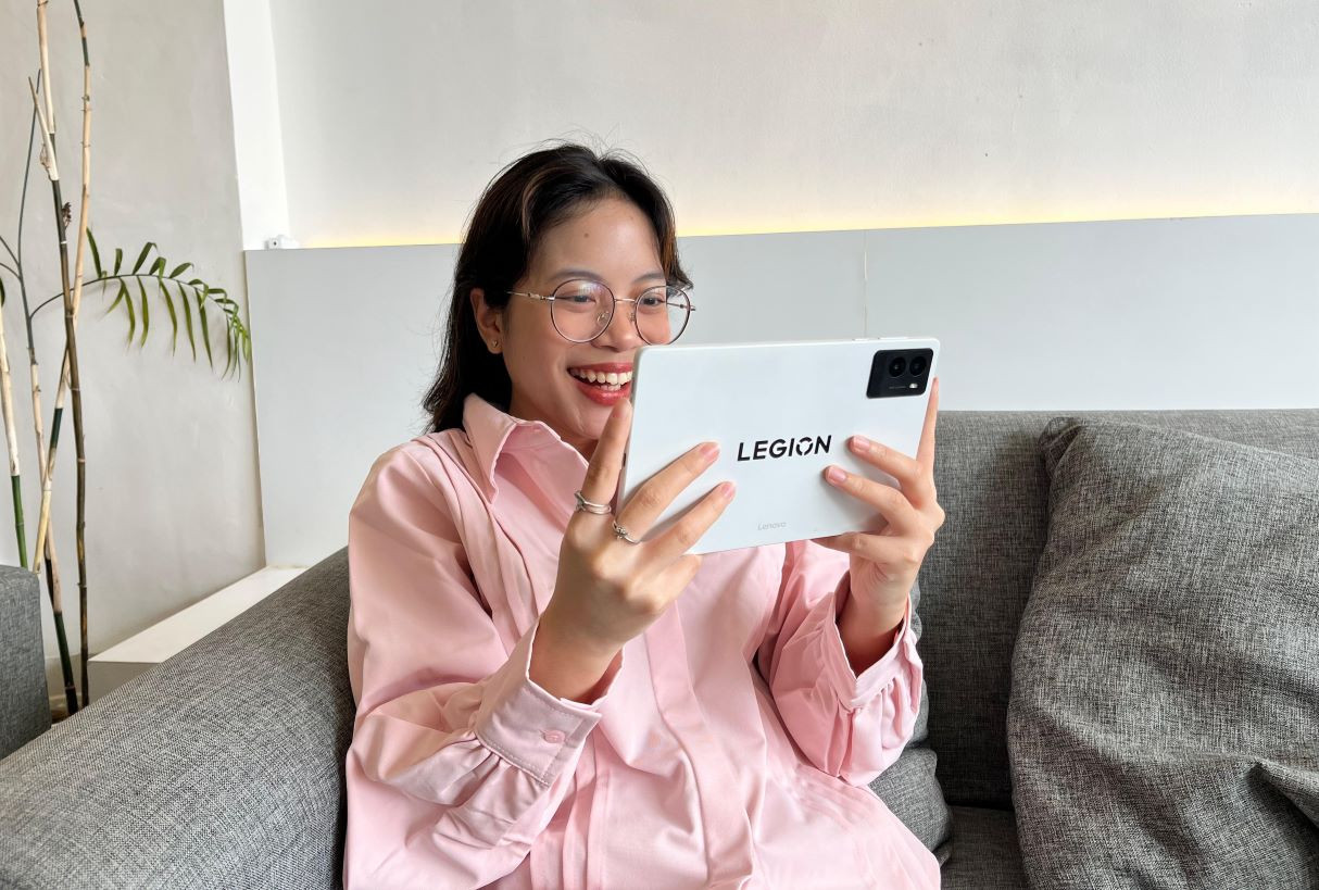 AA1RMMo7.jpg AA1RMMo7