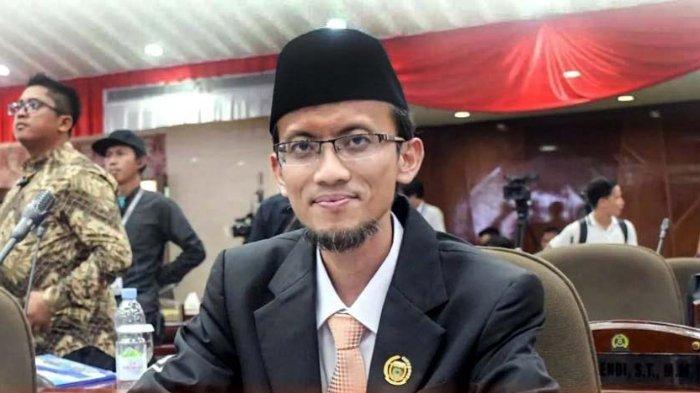 Wakil-Ketua-DPRD-Kota-Tangerang-Arief-Wibowo.jpg Wakil Ketua DPRD Kota Tangerang Arief Wibowo